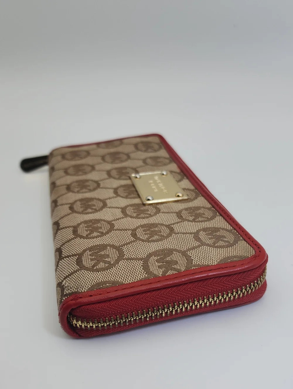 MICHAEL KORS Jet Set Continental Zip Around Wallet Beige Red Canvas Signature MK